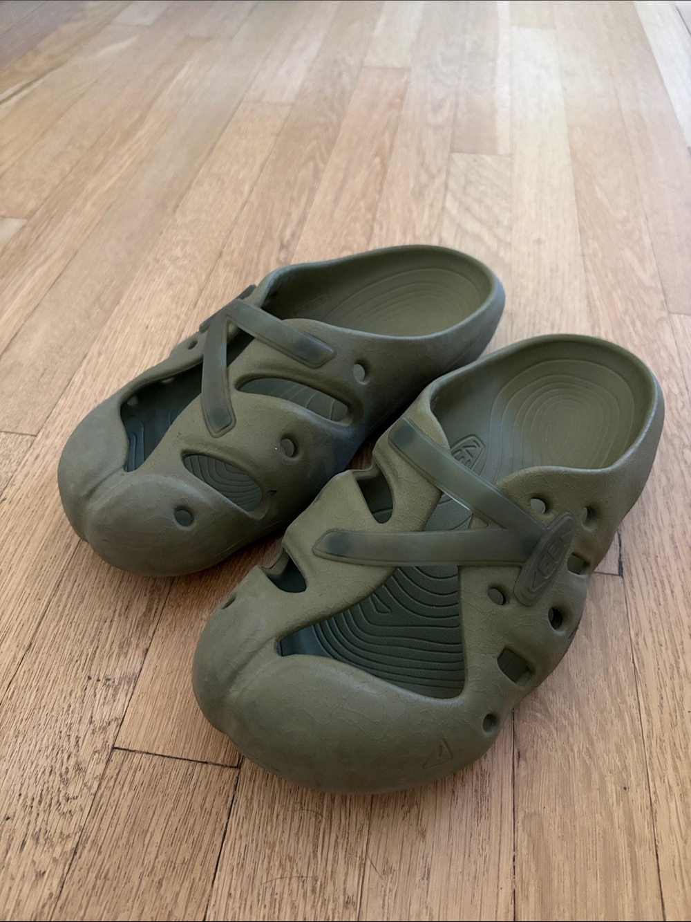 Keen Slides TMNT